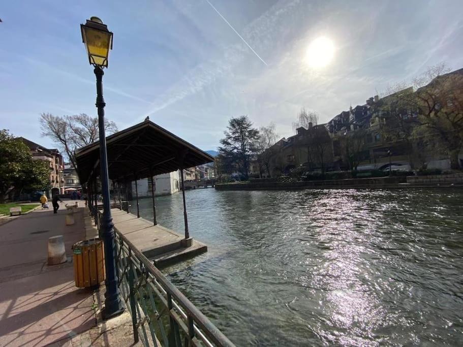 Quai Des Cordeliers, Balcon Et Vieille Ville Annecy Kültér fotó