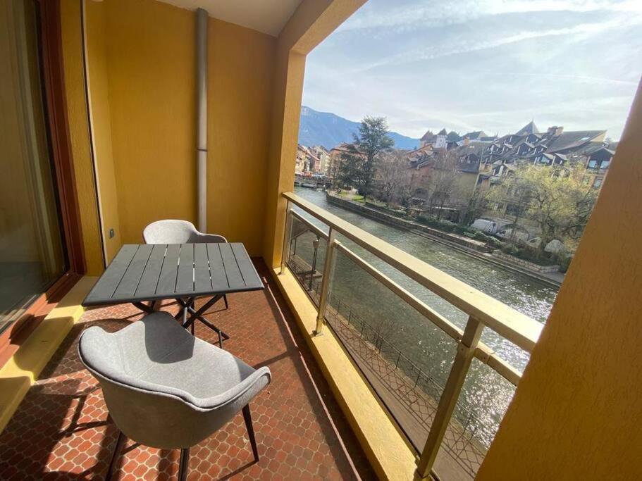 Quai Des Cordeliers, Balcon Et Vieille Ville Annecy Kültér fotó